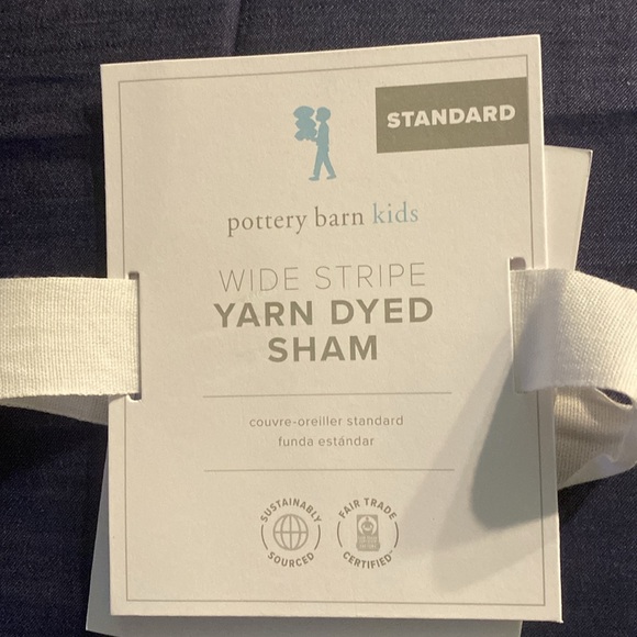 Pottery Barn Kids
WIDE STRIPE
YARN DYED
SHAM Light & Dark Chambray, Light Blue - Picture 6 of 6